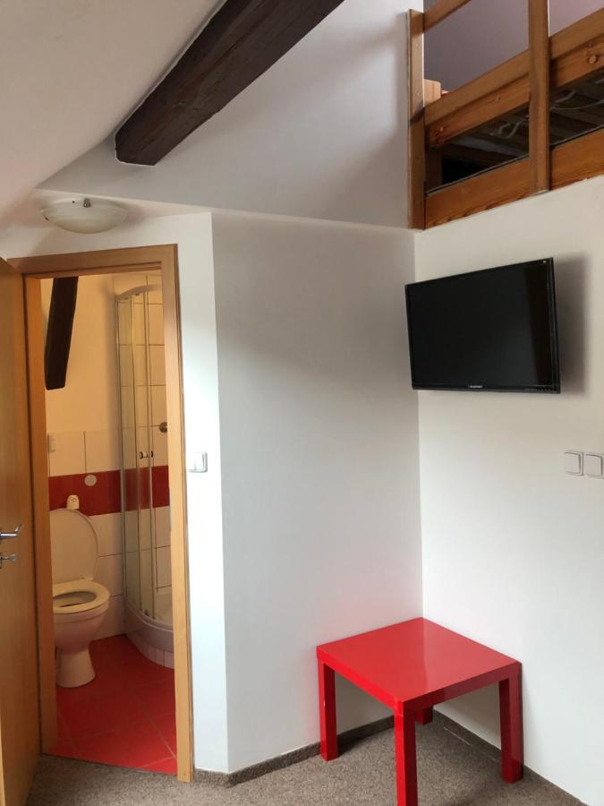 فندق Bakin Bar Třebíč المظهر الخارجي الصورة